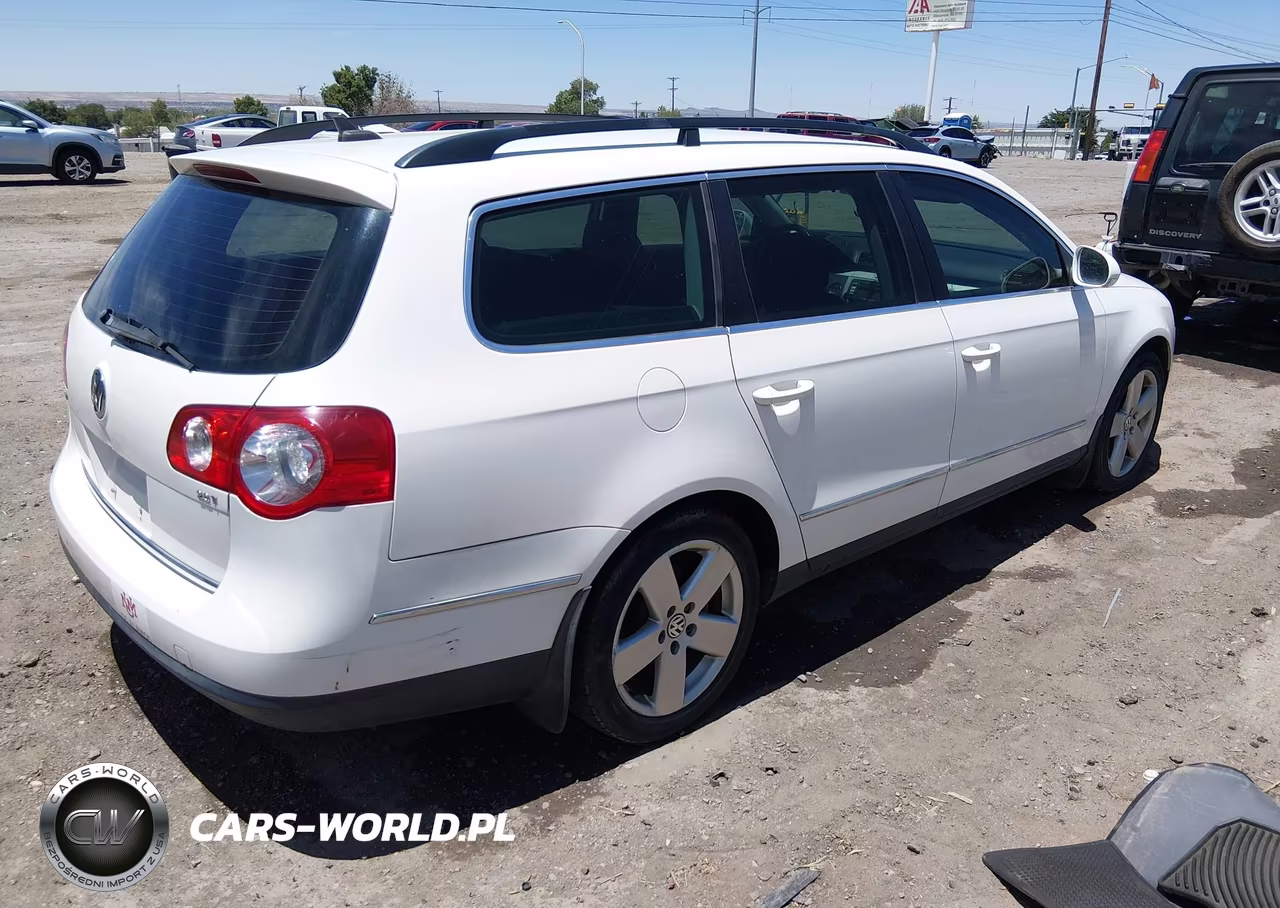 2008 Volkswagen Passat Komfort VIN:WVWLK73C88E206042 - 4