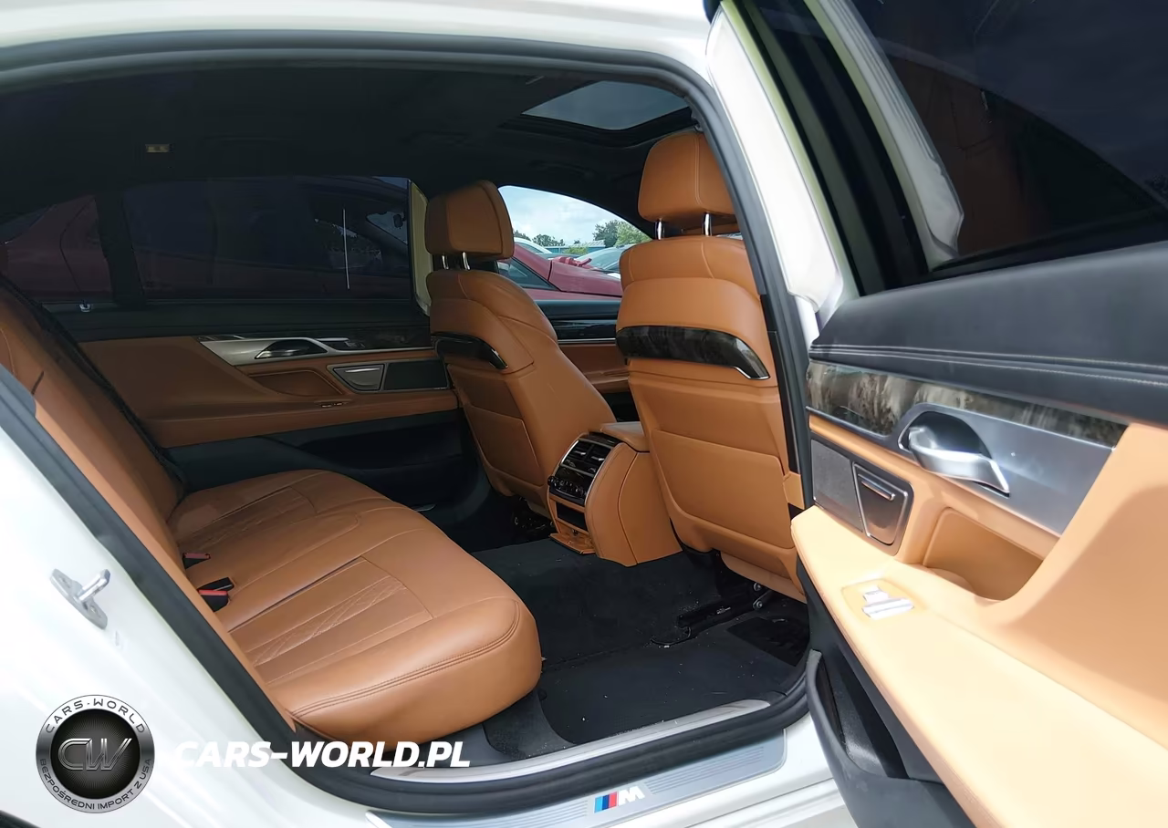 2018 BMW 7 Series 750I VIN:WBA7F0C52JGM23835 - 8