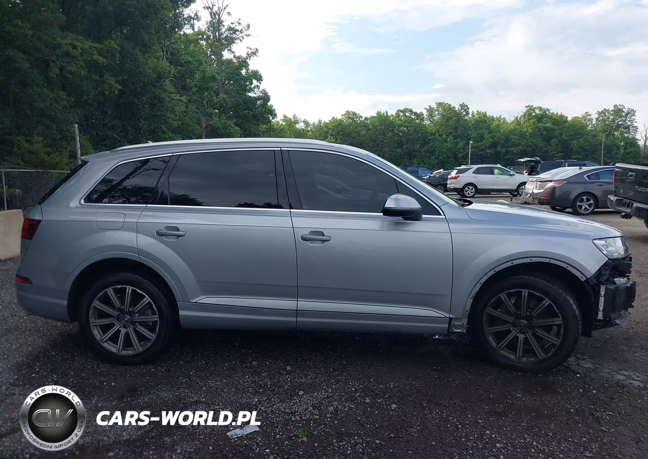 2018 Audi Q7 3.0T Premium VIN:WA1VAAF76JD019024 - 14