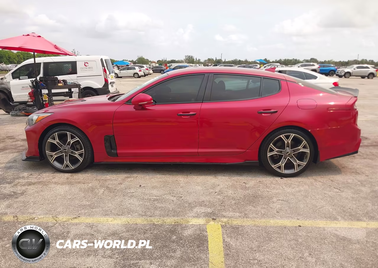 2019 Kia Stinger VIN:KNAE15LA8K6050906 - 14