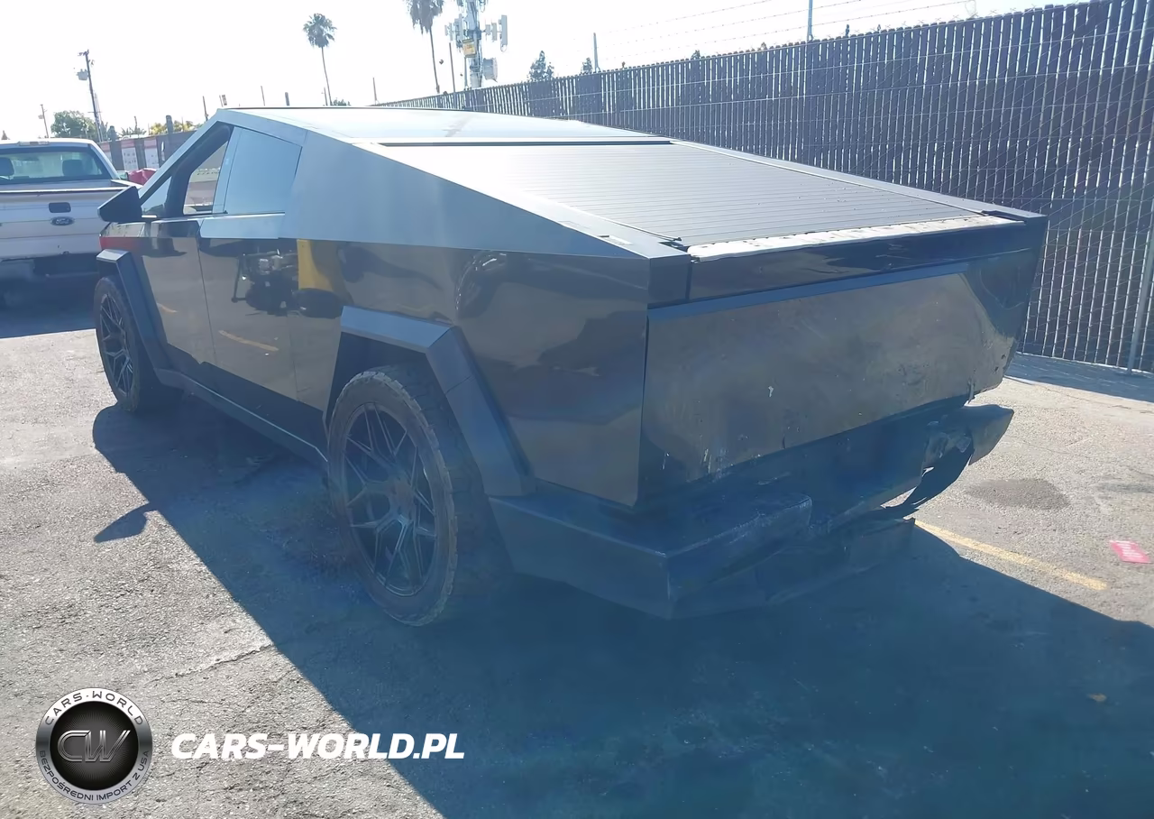 2024 Tesla Cybertruck Cyberbeast VIN:7G2CEHEE6RA020683 - 3