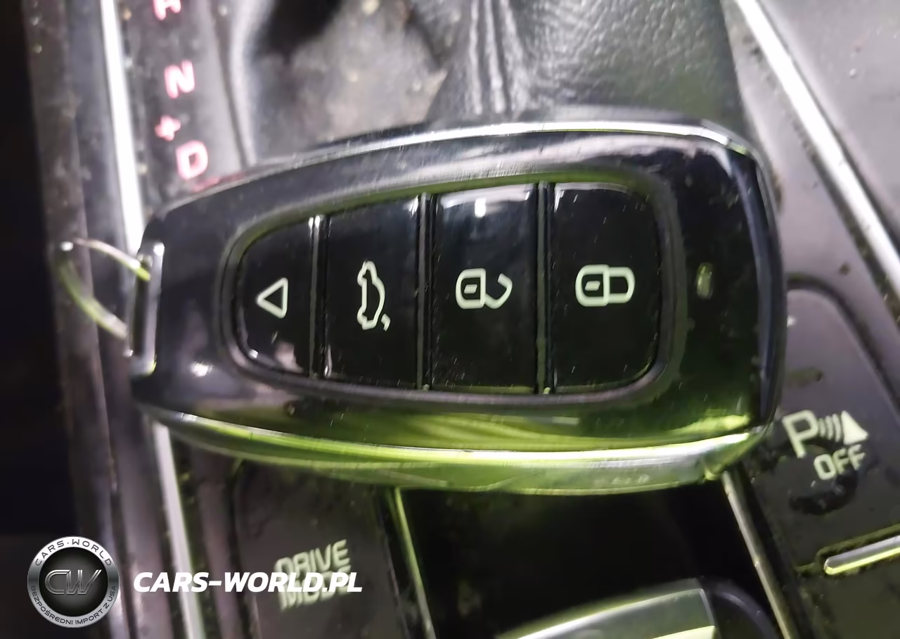 2020 Kia Sorento 3.3L Ex VIN:5XYPH4A52LG693399 - 11