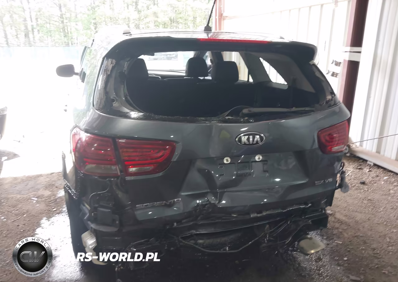 2020 Kia Sorento 3.3L Ex VIN:5XYPH4A52LG693399 - 17