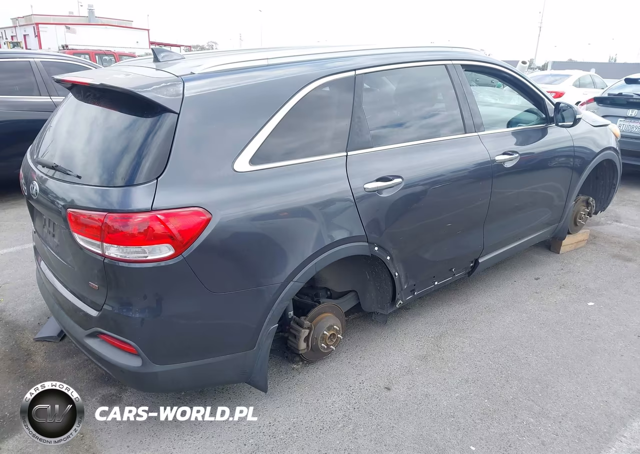 2016 Kia Sorento 2.4L Lx VIN:5XYPG4A35GG056045 - 4