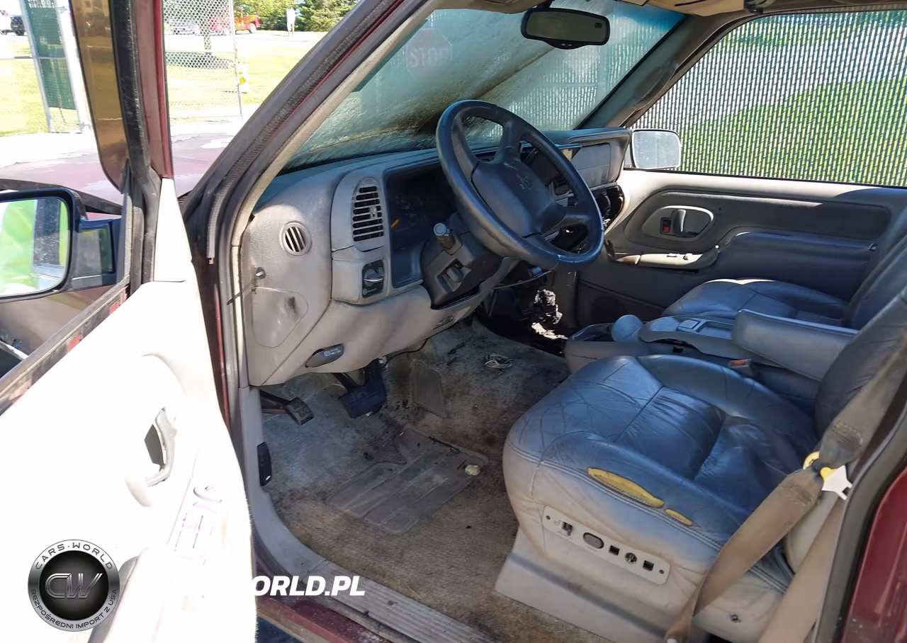 1999 Chevrolet Tahoe Ls VIN:1GNEK13R6XJ480489 - 5