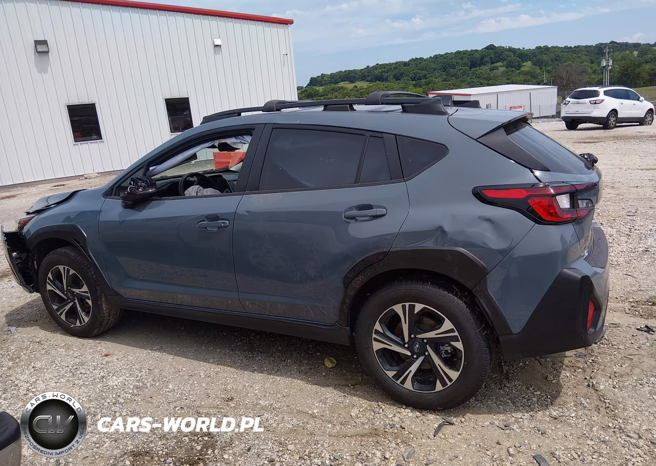 2024 Subaru Crosstrek Premium VIN:JF2GUADC3R8881046 - 14