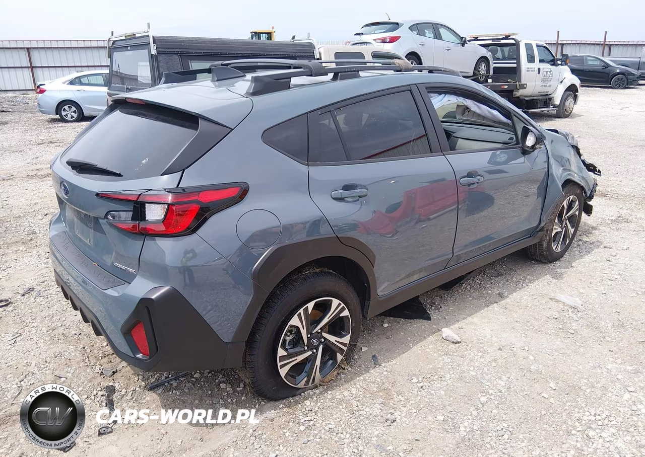 2024 Subaru Crosstrek Premium VIN:JF2GUADC3R8881046 - 4