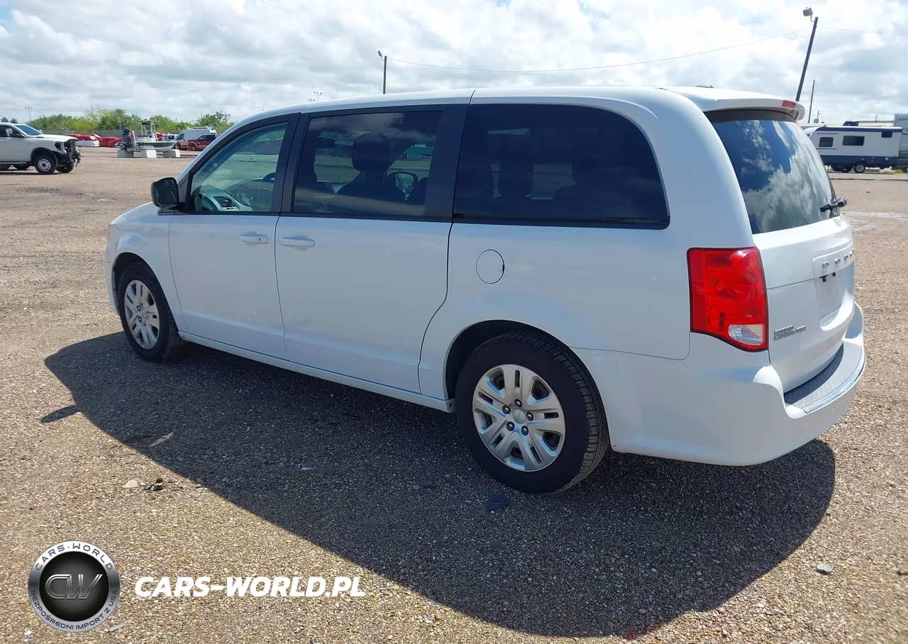 2018 Dodge Grand Caravan Se VIN:2C4RDGBG4JR273335 - 3