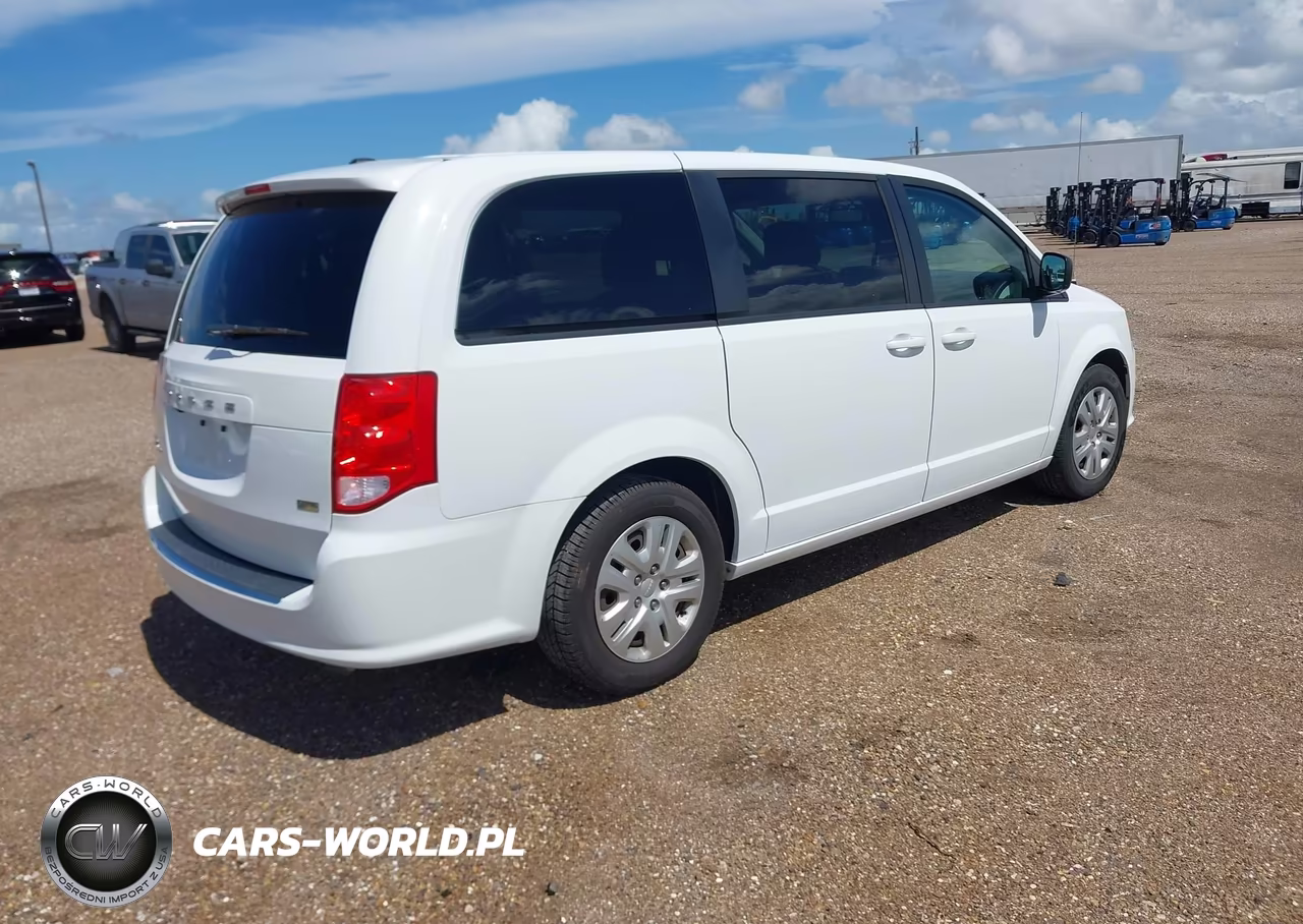 2018 Dodge Grand Caravan Se VIN:2C4RDGBG4JR273335 - 4