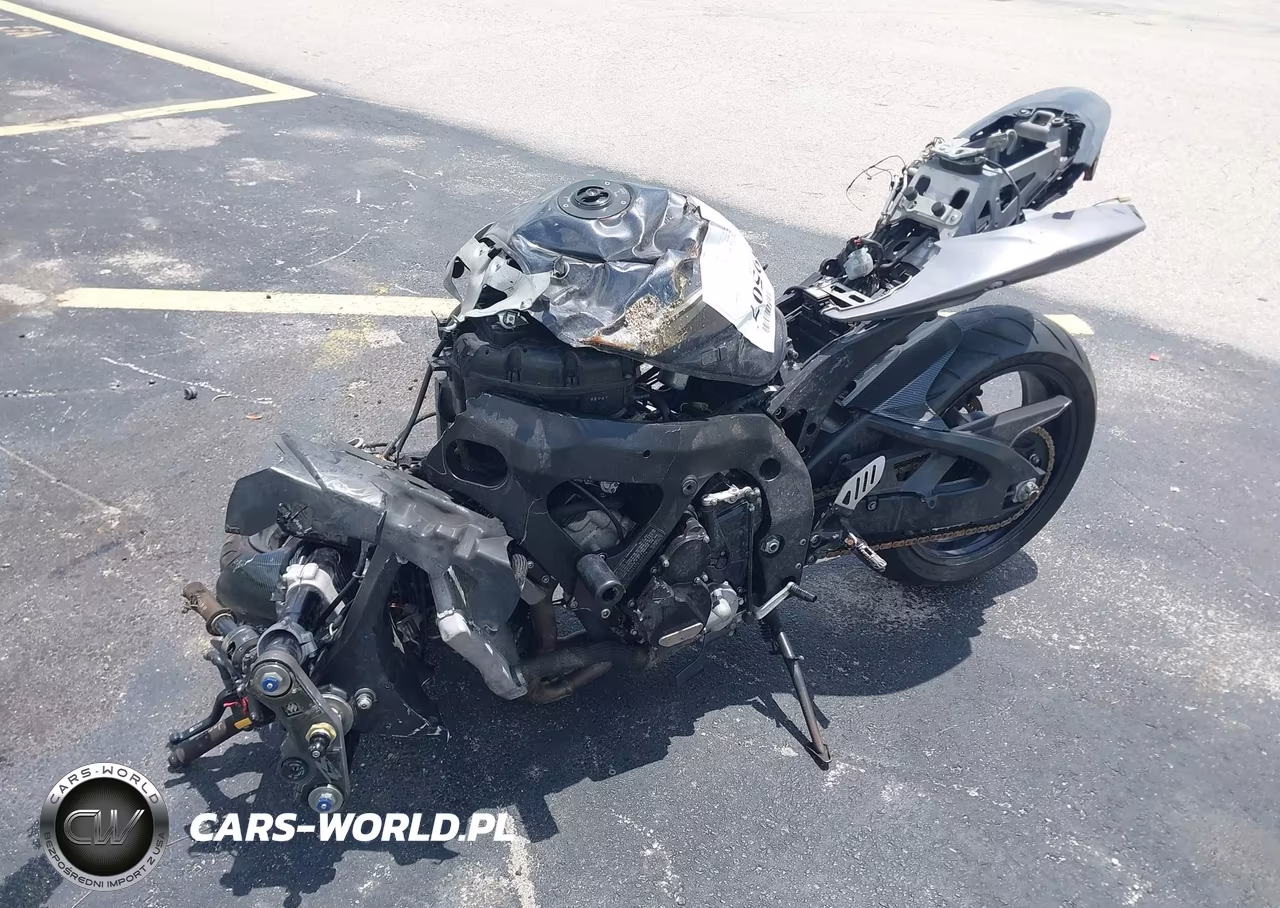 2007 Suzuki Gsx-R750 VIN:JS1GR7KA772102374 - 2
