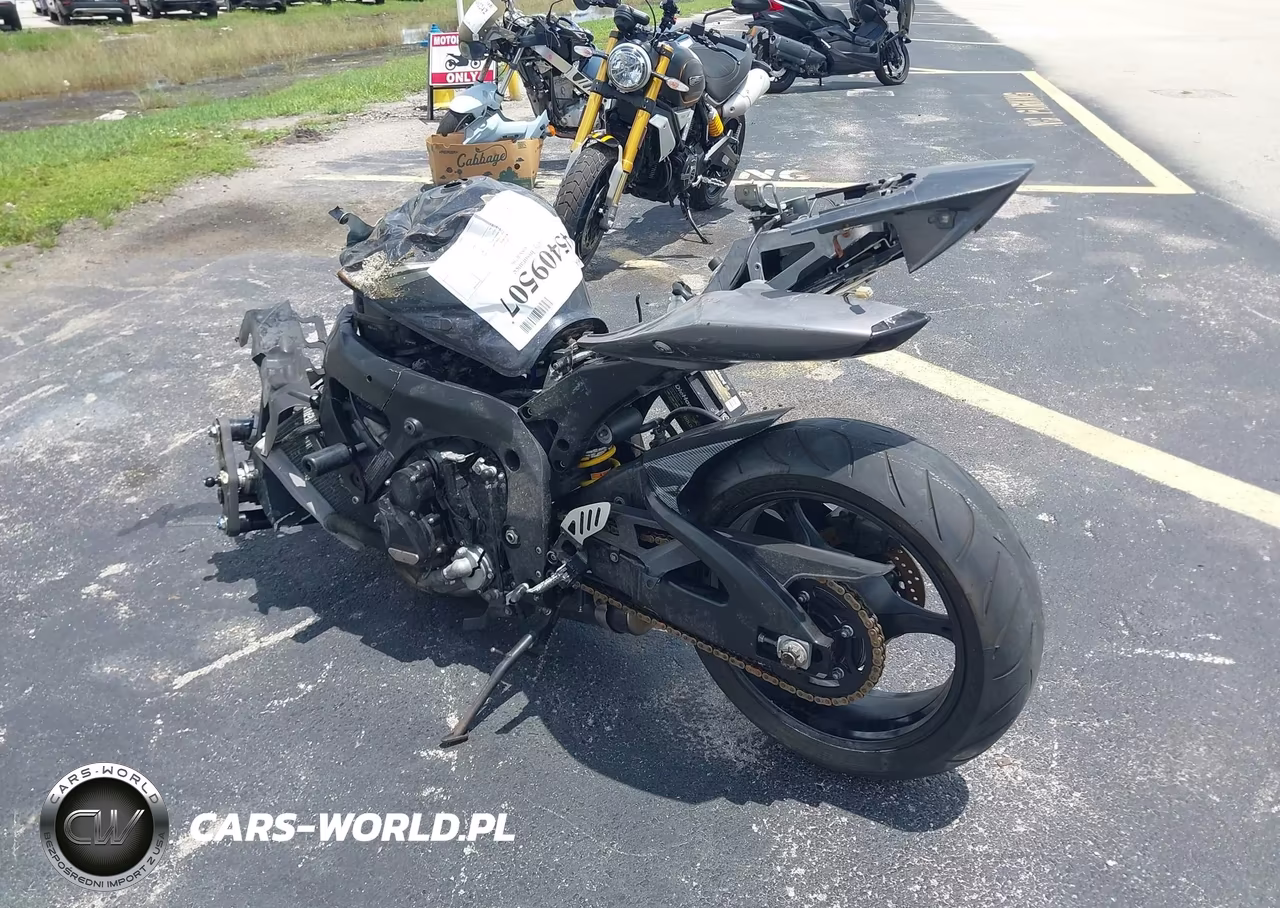 2007 Suzuki Gsx-R750 VIN:JS1GR7KA772102374 - 3