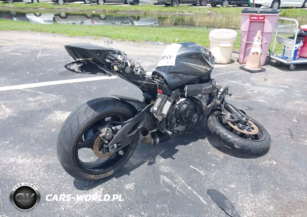 2007 Suzuki Gsx-R750 VIN:JS1GR7KA772102374 - 4