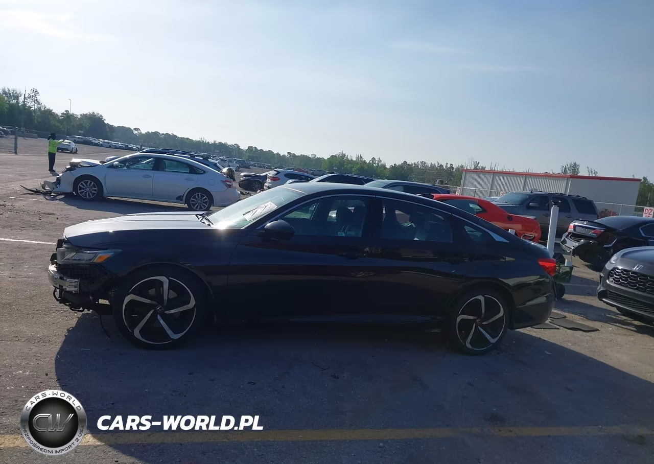 2018 Honda Accord Sport 2.0T VIN:1HGCV2F30JA010746 - 14