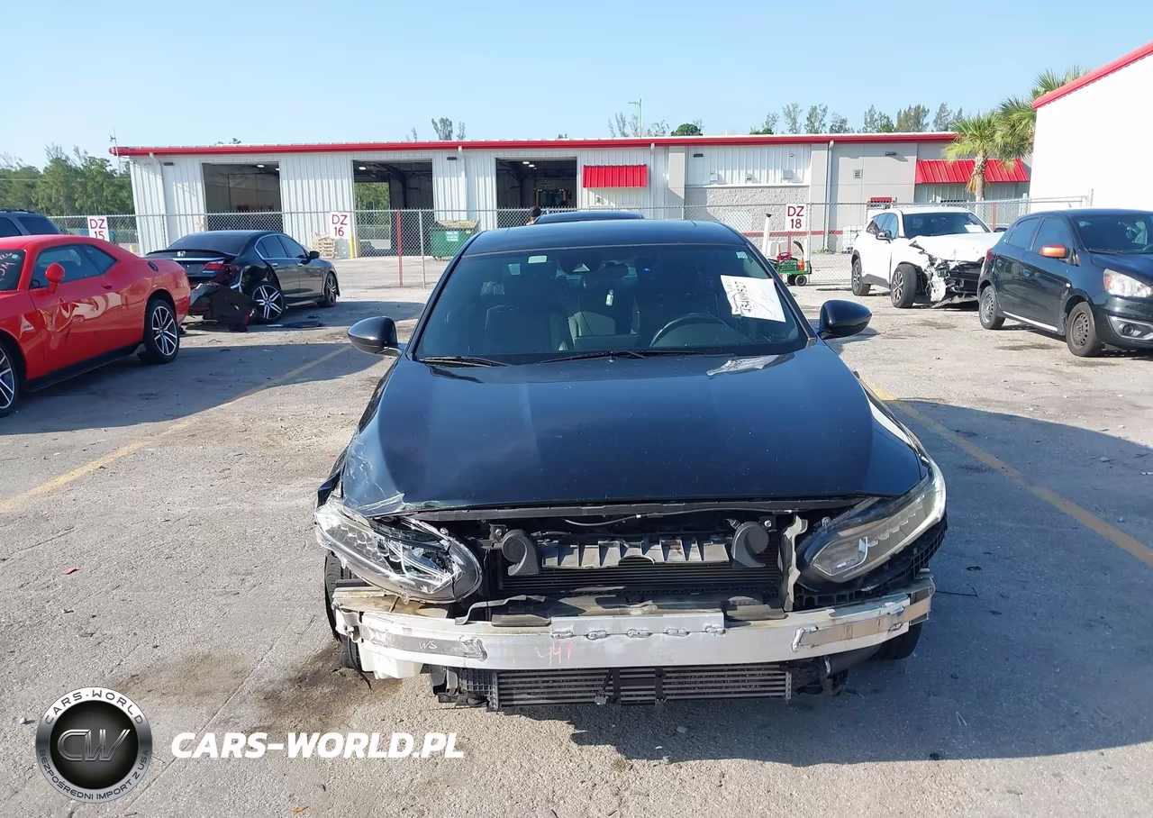 2018 Honda Accord Sport 2.0T VIN:1HGCV2F30JA010746 - 6