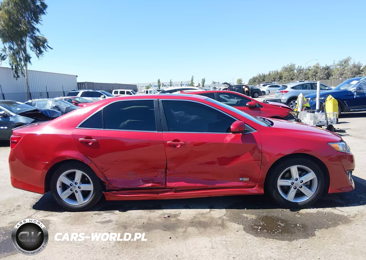 2014 Toyota Camry Hybrid Se Limited Edition VIN:4T1BD1FK1EU125497 - 13