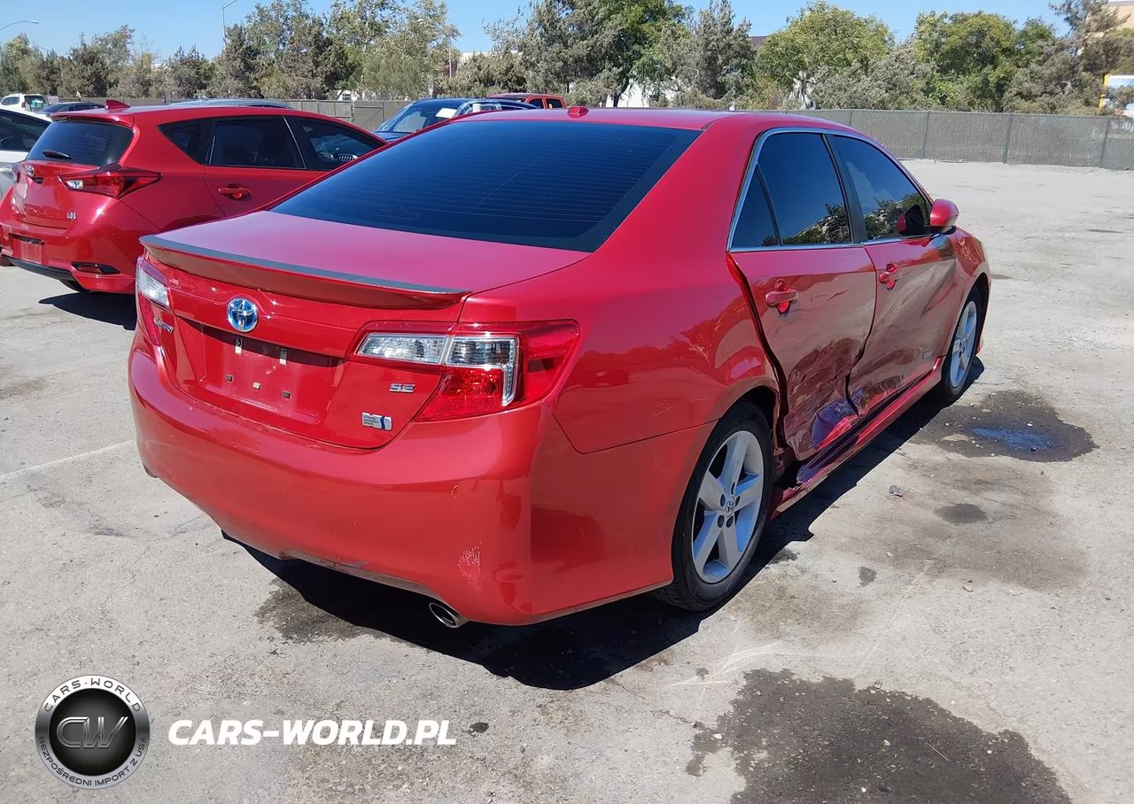 2014 Toyota Camry Hybrid Se Limited Edition VIN:4T1BD1FK1EU125497 - 4