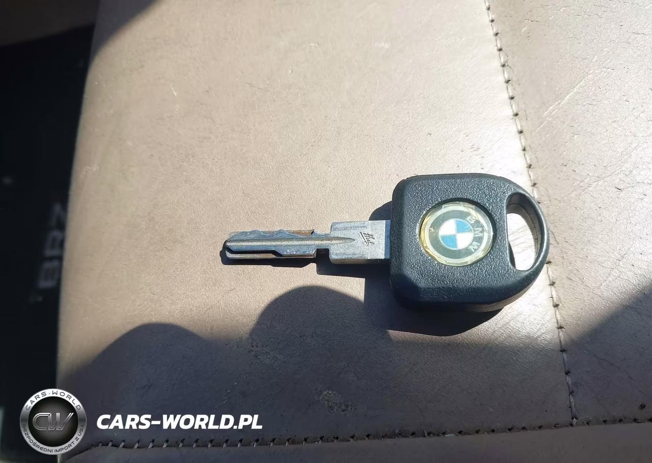 1994 BMW 325 I Automatic VIN:WBACB4321RFL15473 - 11