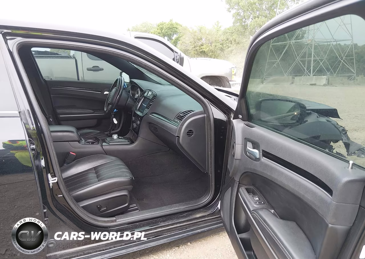 2021 Chrysler 300 300S VIN:2C3CCABG8MH554459 - 5