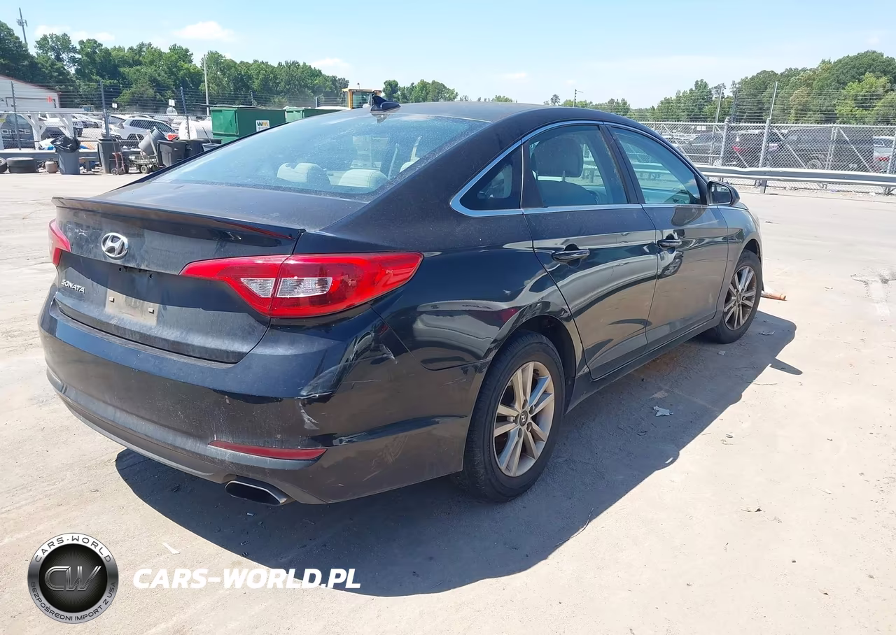 2017 Hyundai Sonata VIN:5NPE24AF4HH492525 - 4