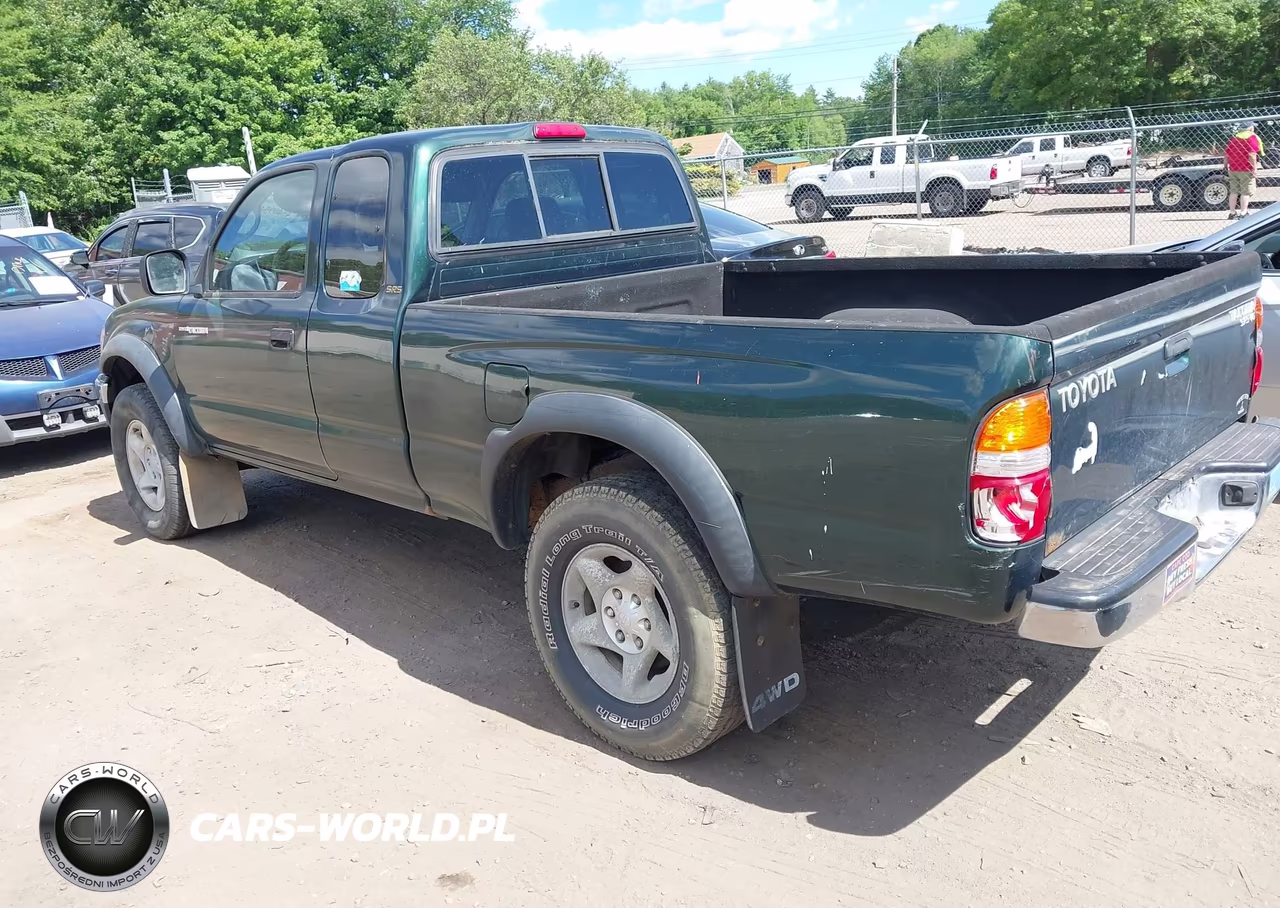 2003 Toyota Tacoma Base V6 VIN:5TEWN72N13Z186116 - 3