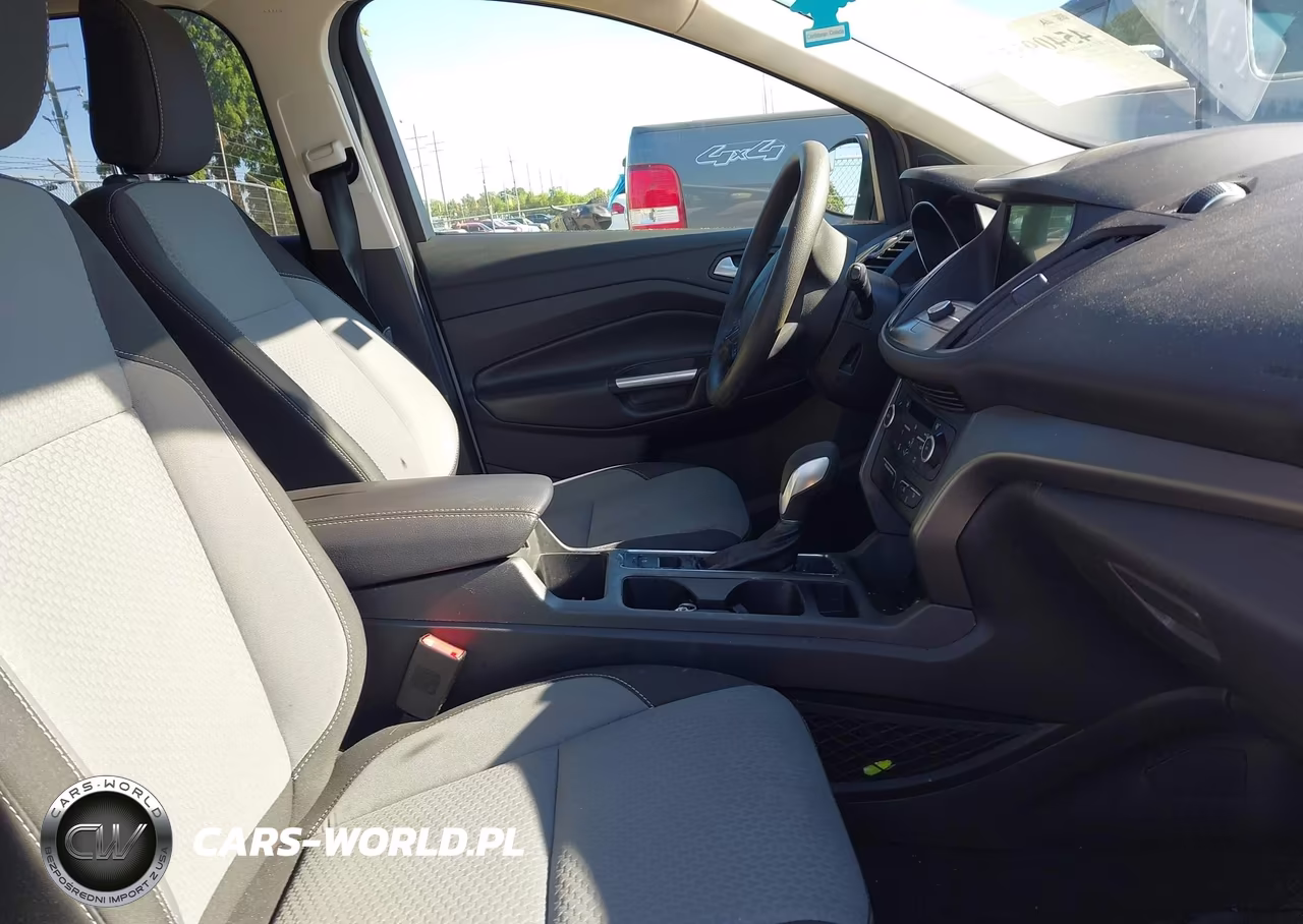 2019 Ford Escape Se VIN:1FMCU9GDXKUC37939 - 5