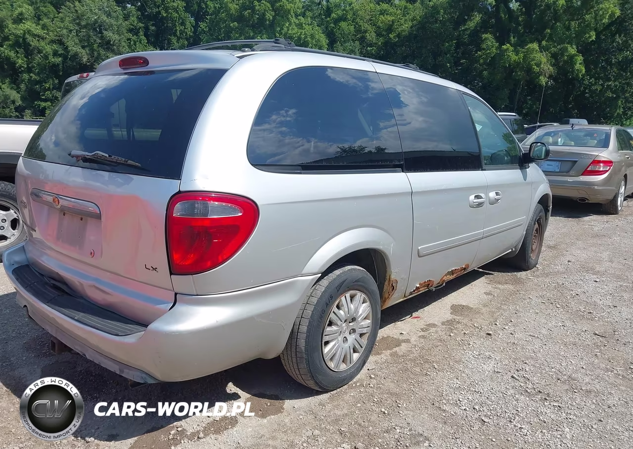 2006 Chrysler Town & Country Lx VIN:2A4GP44R66R833515 - 4