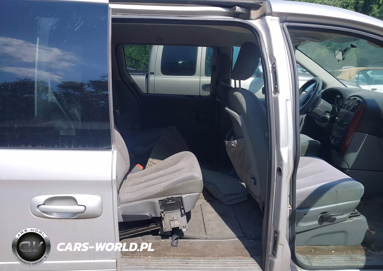 2006 Chrysler Town & Country Lx VIN:2A4GP44R66R833515 - 8
