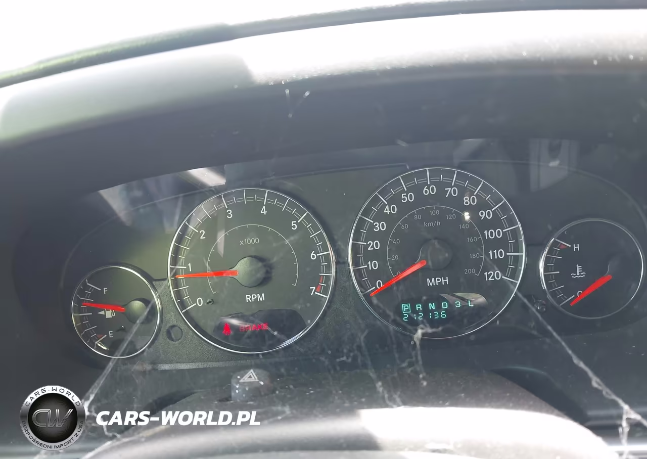 2005 Chrysler Sebring Touring VIN:1C3EL55R75N512631 - 7