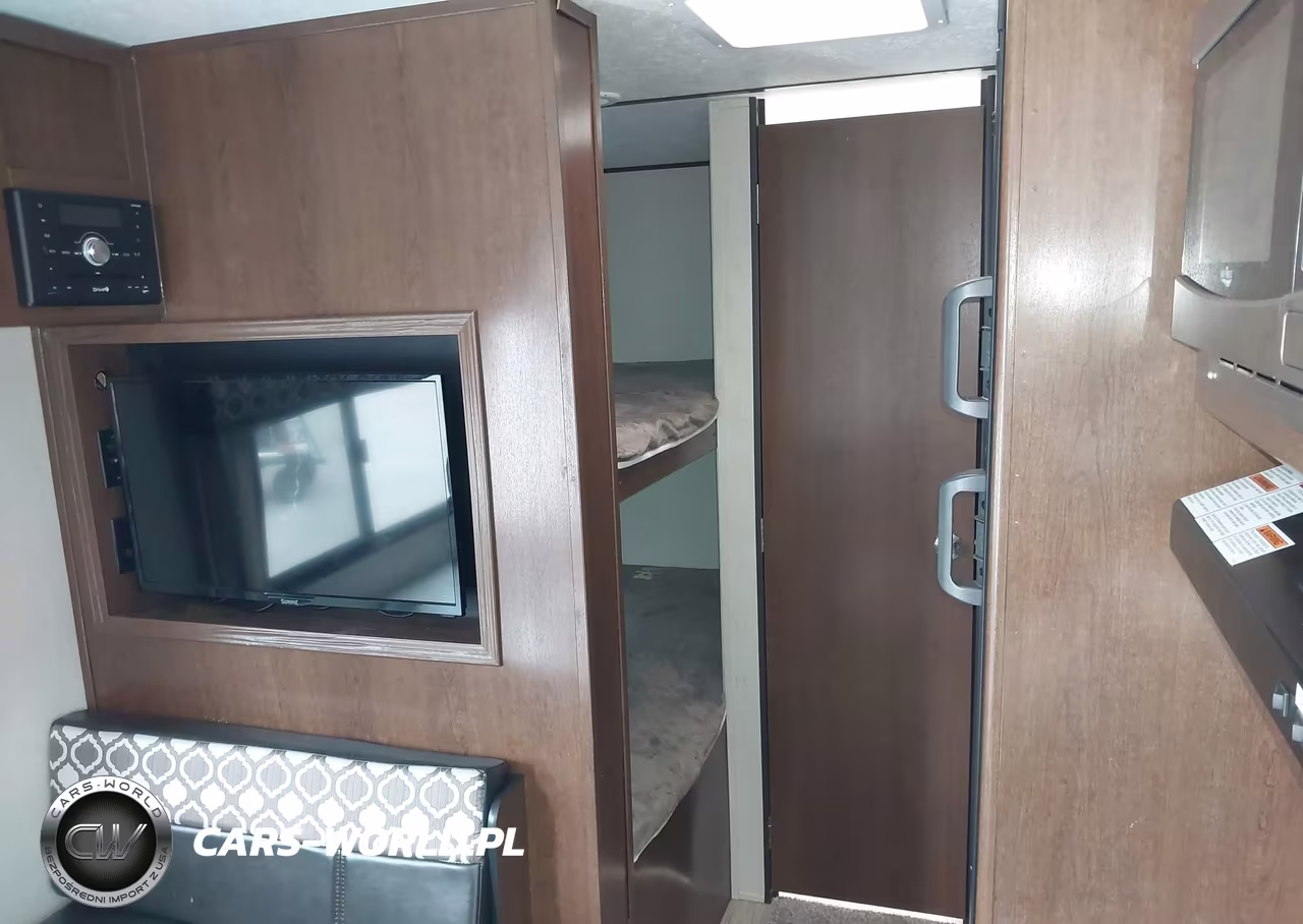 2018 Avenger Trailer VIN:5ZT2AVRB2JB920160 - 13
