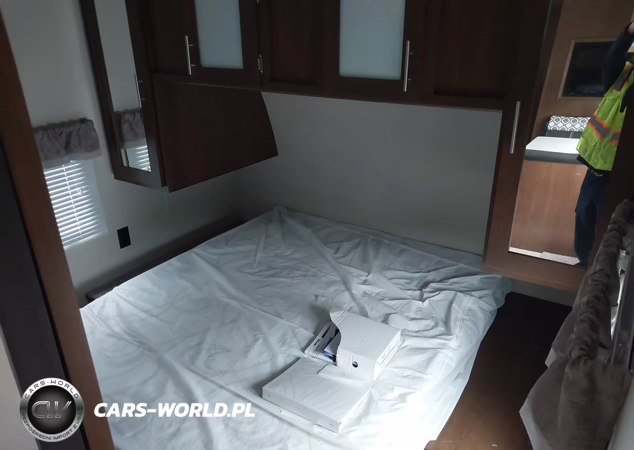 2018 Avenger Trailer VIN:5ZT2AVRB2JB920160 - 5