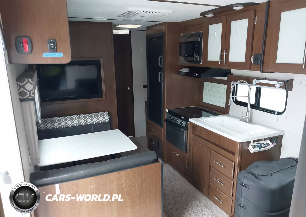 2018 Avenger Trailer VIN:5ZT2AVRB2JB920160 - 8