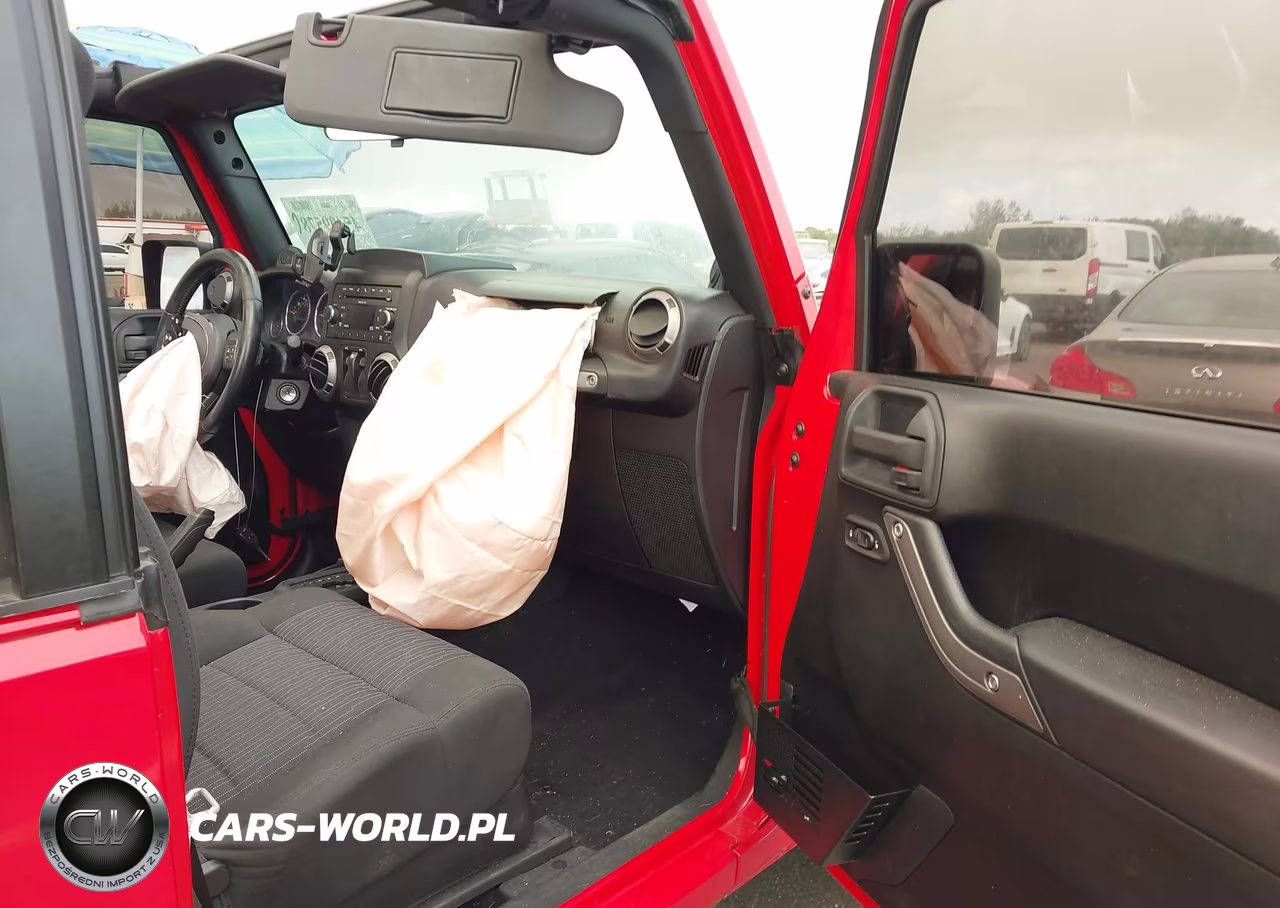 2011 Jeep Wrangler Sport VIN:1J4AA2D12BL523192 - 5
