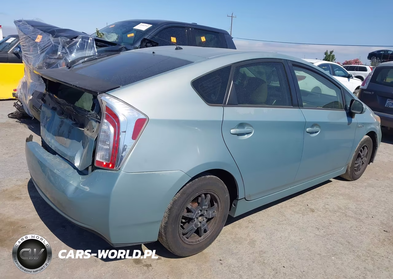 2012 Toyota Prius Two VIN:JTDKN3DU0C5465541 - 4