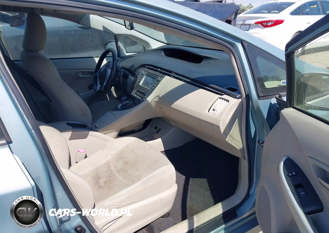 2012 Toyota Prius Two VIN:JTDKN3DU0C5465541 - 5
