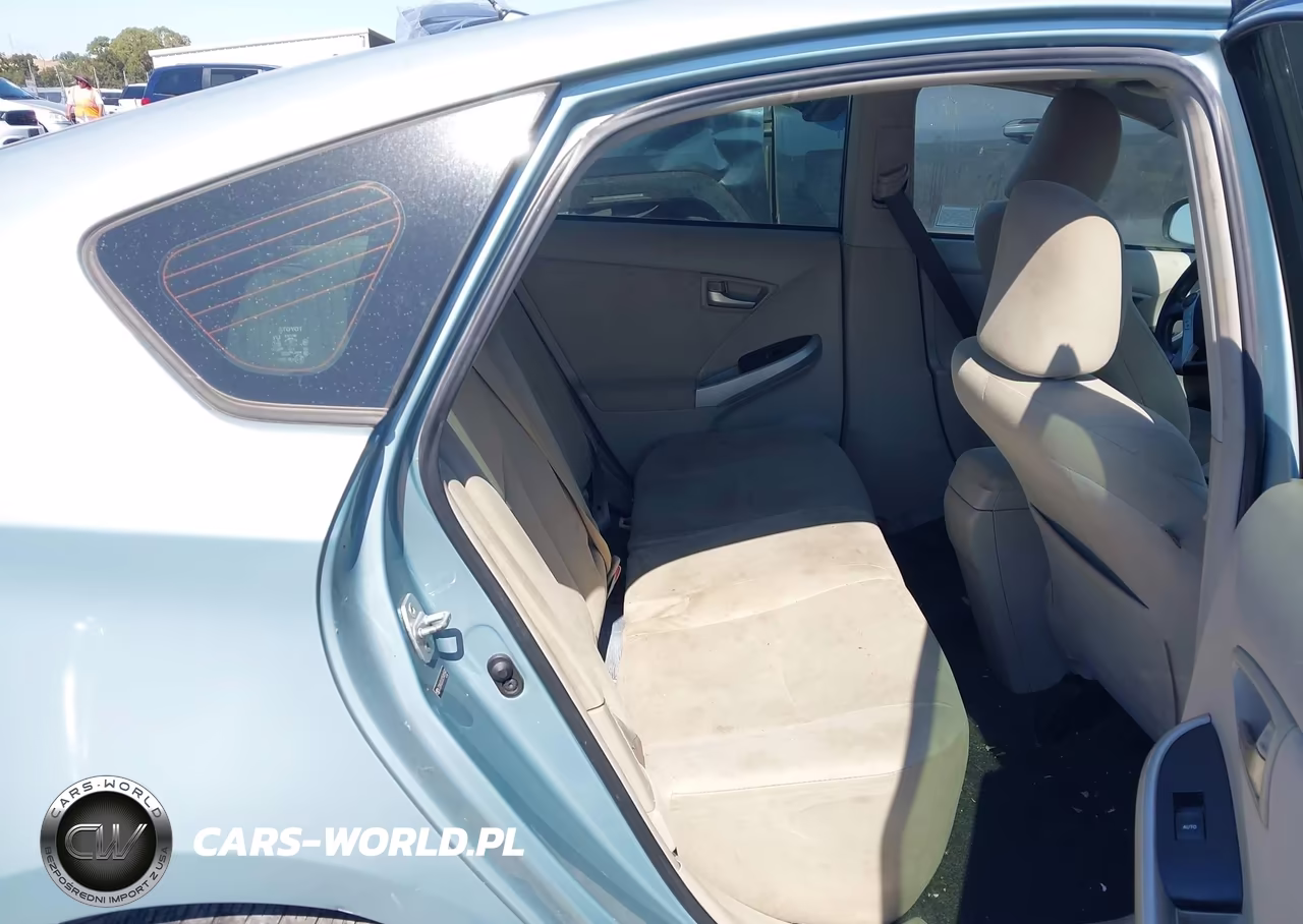 2012 Toyota Prius Two VIN:JTDKN3DU0C5465541 - 8