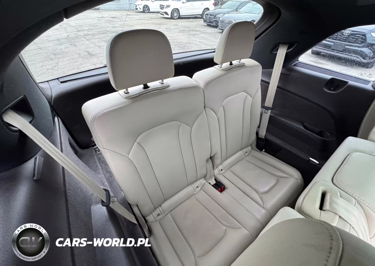 2017 Audi Q7 Premium Plus VIN:WA1LAAF7XHD031470 - 11