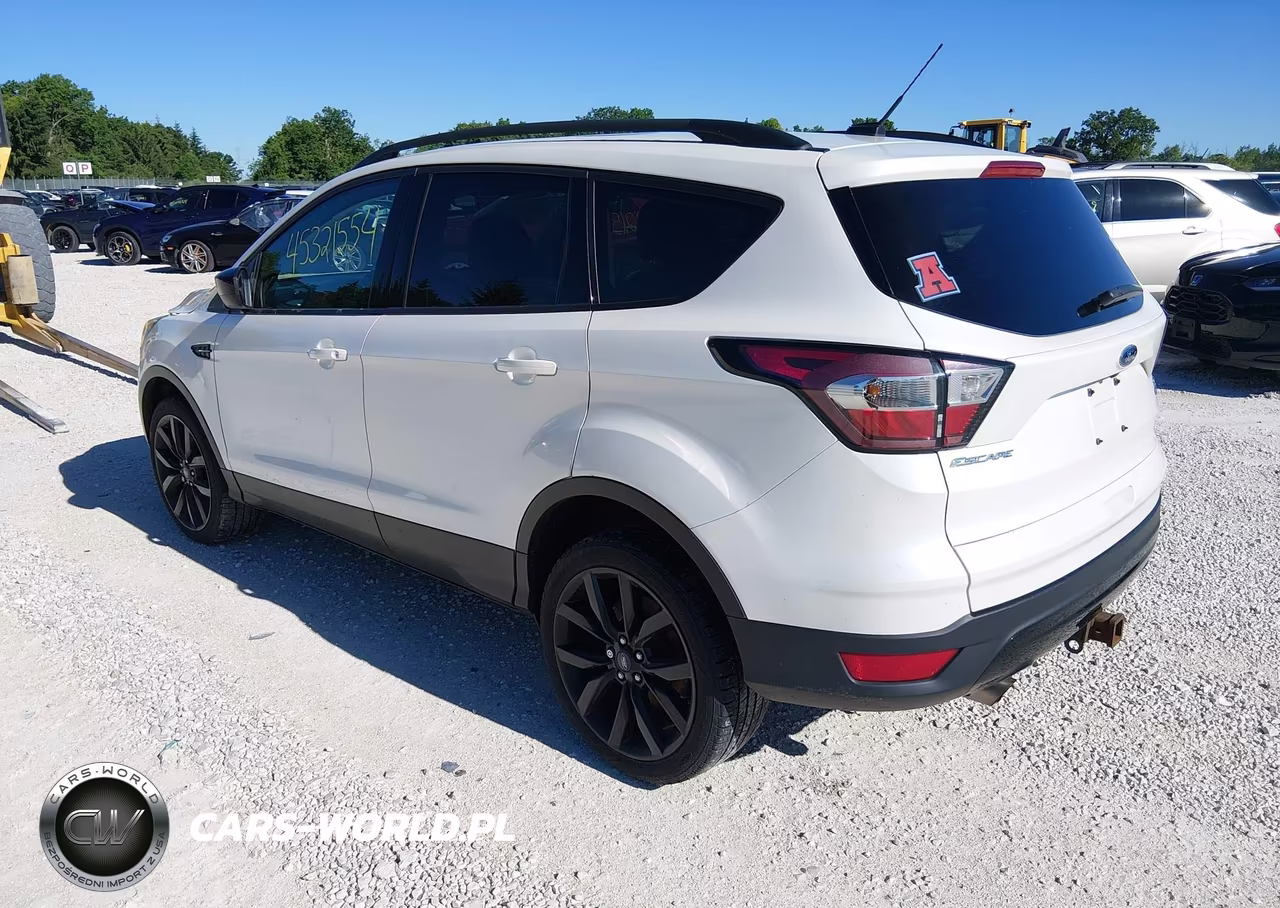 2017 Ford Escape Se VIN:1FMCU9G96HUB97735 - 3