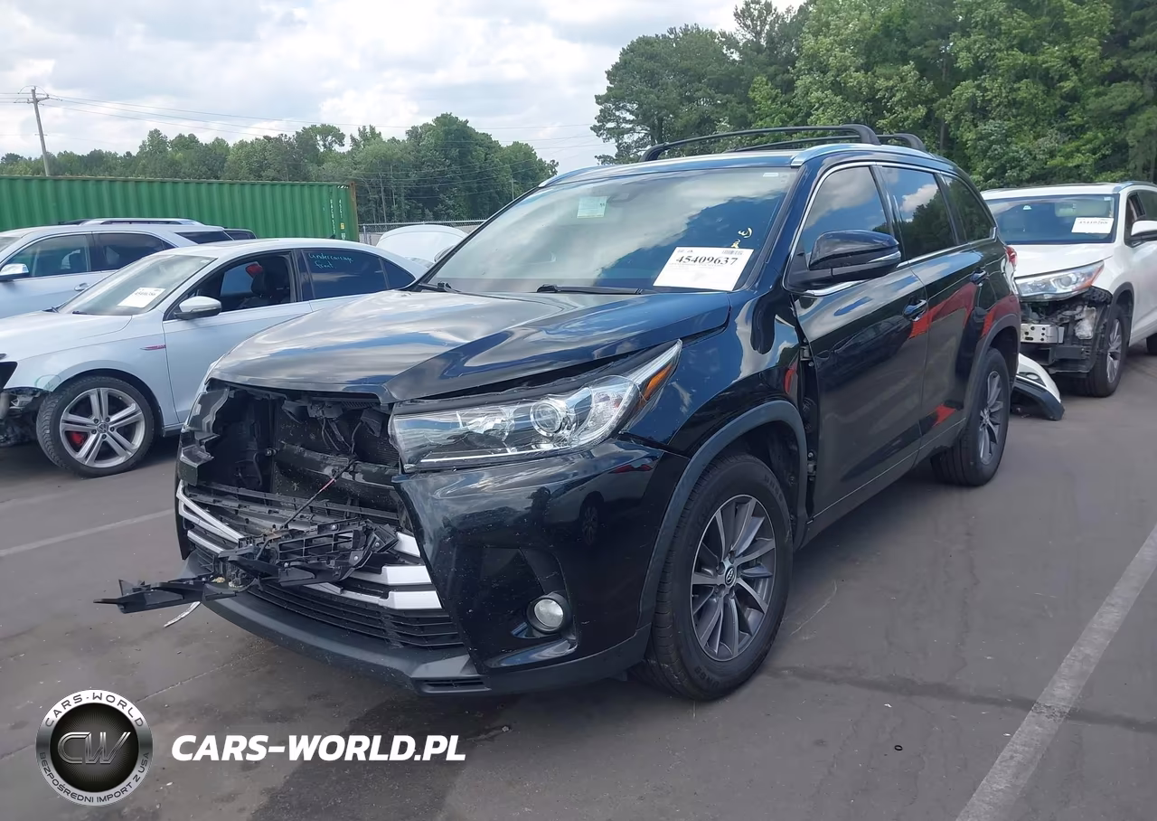 2017 Toyota Highlander Xle VIN:5TDKZRFH5HS516900 - 2