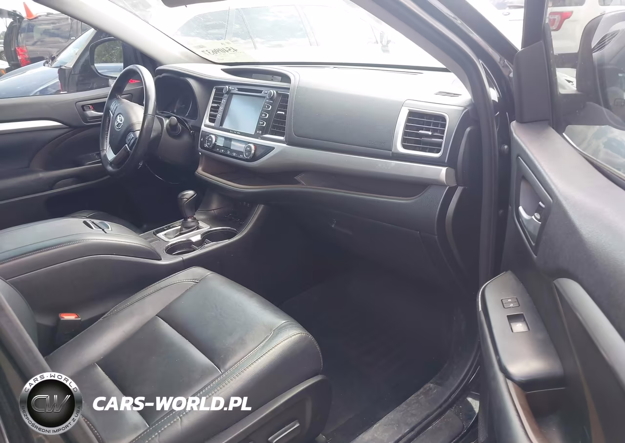 2017 Toyota Highlander Xle VIN:5TDKZRFH5HS516900 - 5