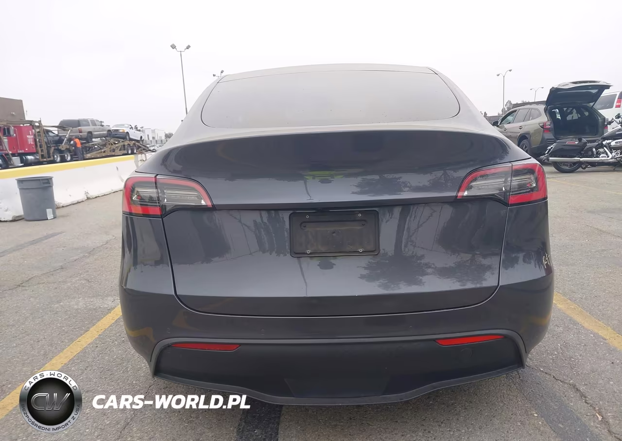 2020 Tesla Model Y Long Range Dual Motor All-Wheel Drive VIN:5YJYGDEEXLF045396 - 15