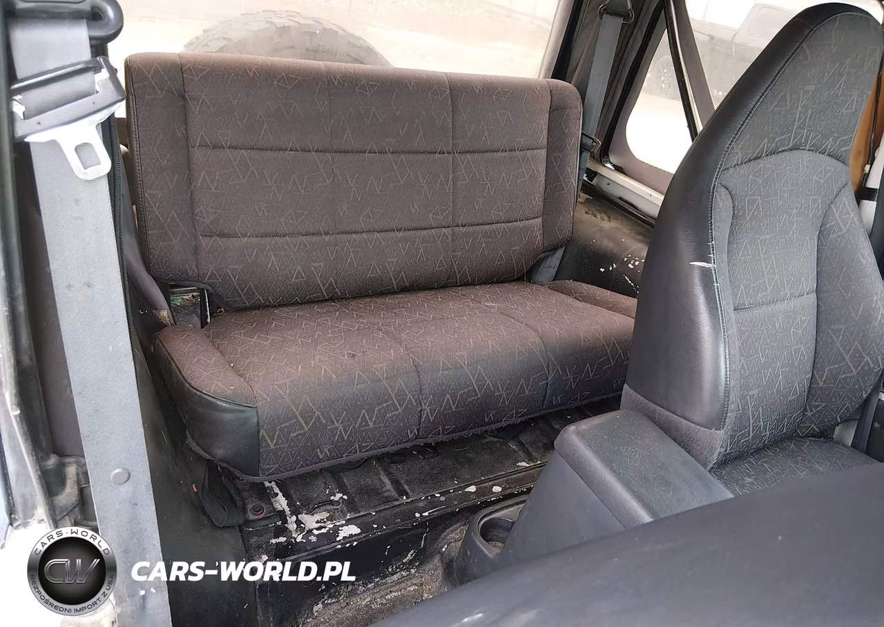 2002 Jeep Wrangler X VIN:1J4FA39S12P734339 - 8