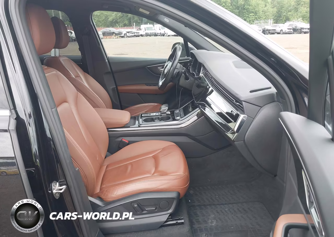 2020 Audi Q7 Premium 55 Tfsi Quattro Tiptronic VIN:WA1AXAF74LD010354 - 5
