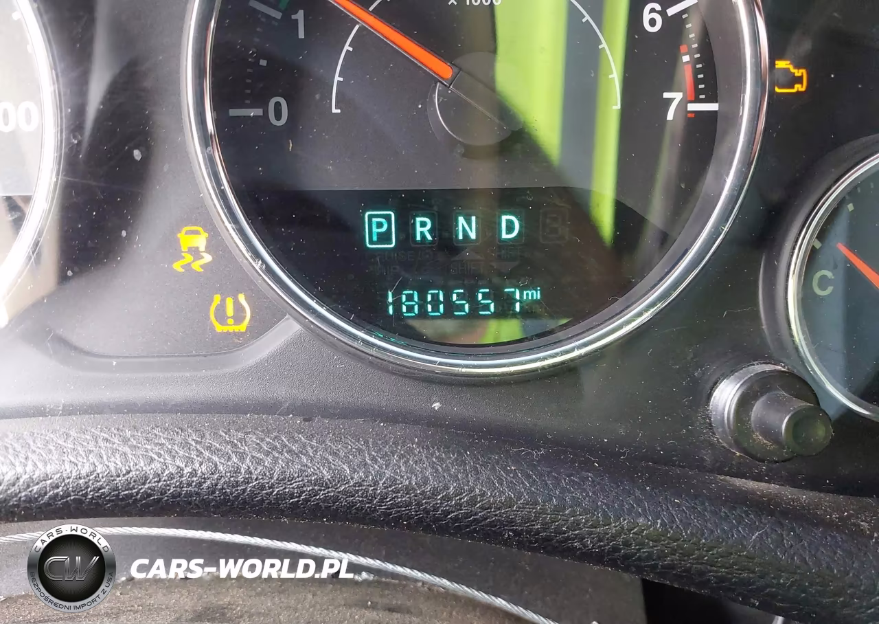 2015 Jeep Wrangler Unlimited Sahara VIN:1C4BJWEG6FL525408 - 15