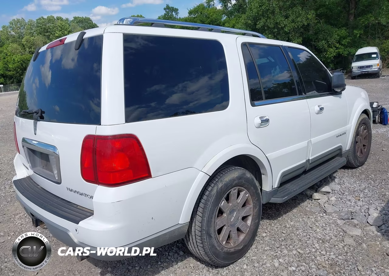 2004 Lincoln Navigator VIN:5LMFU28R84LJ43546 - 4