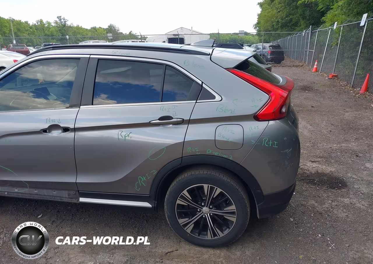 2018 Mitsubishi Eclipse Cross Sel VIN:JA4AT5AA4JZ069393 - 18