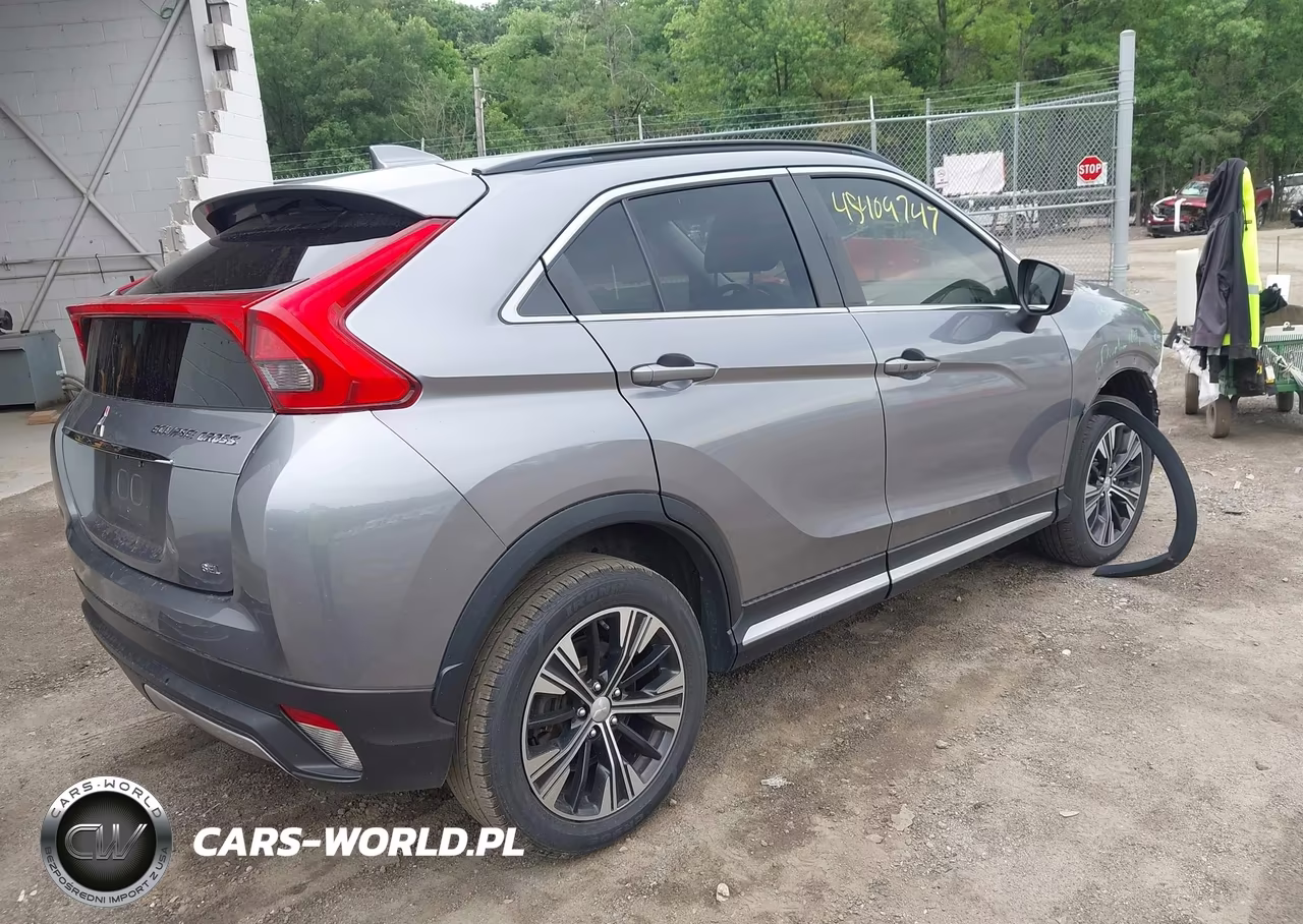 2018 Mitsubishi Eclipse Cross Sel VIN:JA4AT5AA4JZ069393 - 4