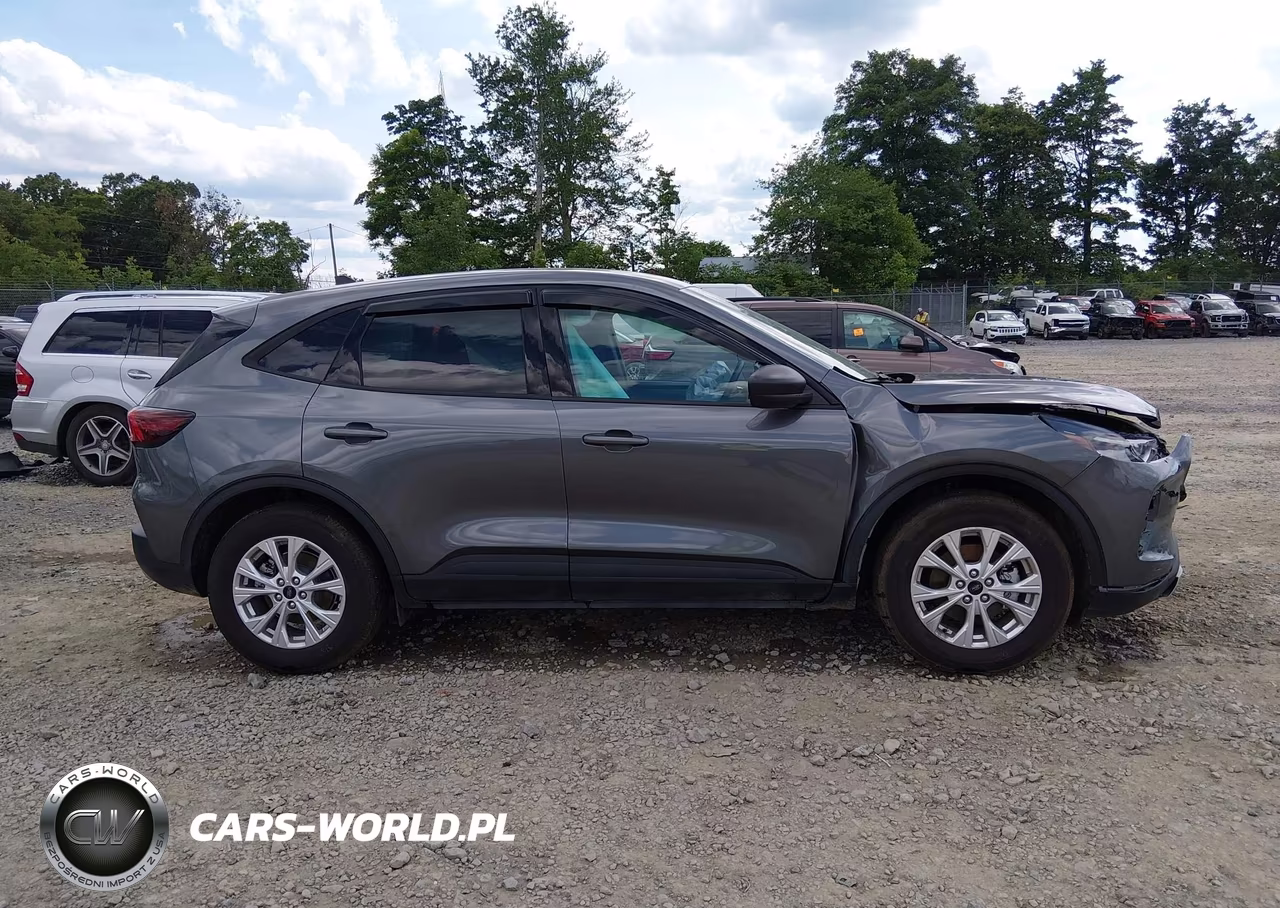 2025 Ford Escape Active VIN:1FMCU0GN2SUB67681 - 13