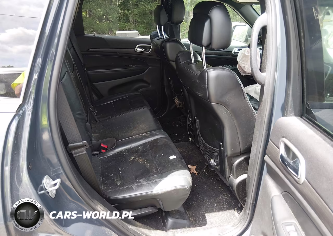 2017 Jeep Grand Cherokee Altitude 4X4 VIN:1C4RJFAG7HC895192 - 8