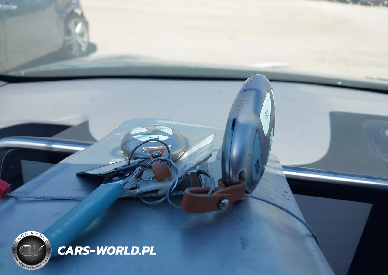 2024 Hyundai Ioniq 6 Limited VIN:KMHM54AC9RA063328 - 11