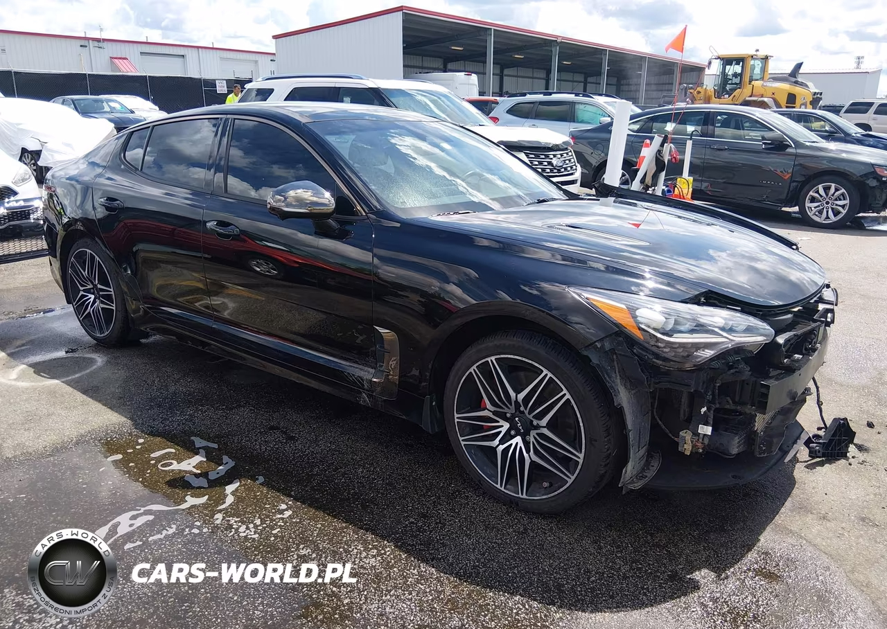 2022 Kia Stinger Gt2 – zdjęcie 1 z 17